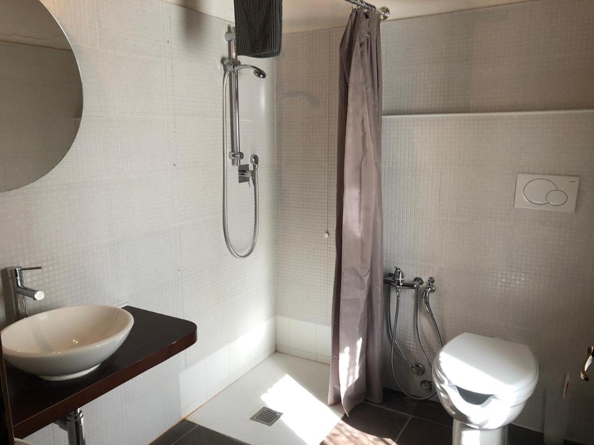 Appartamento con 1 Camera da Letto - Dependance